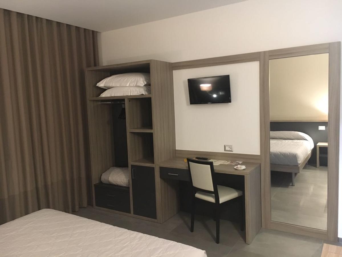 La Sosta Motel Tavola Calda Матера Экстерьер фото